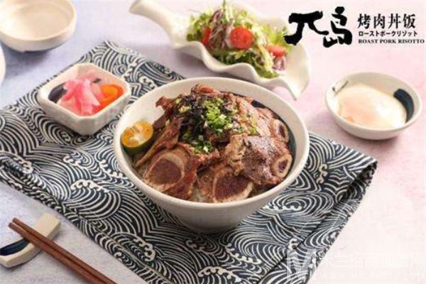 π岛烧肉饭加盟