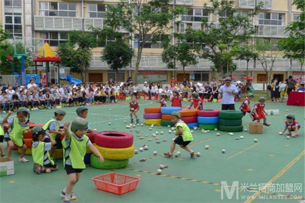 鸿翔幼儿园加盟